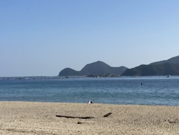 雲一つない青空